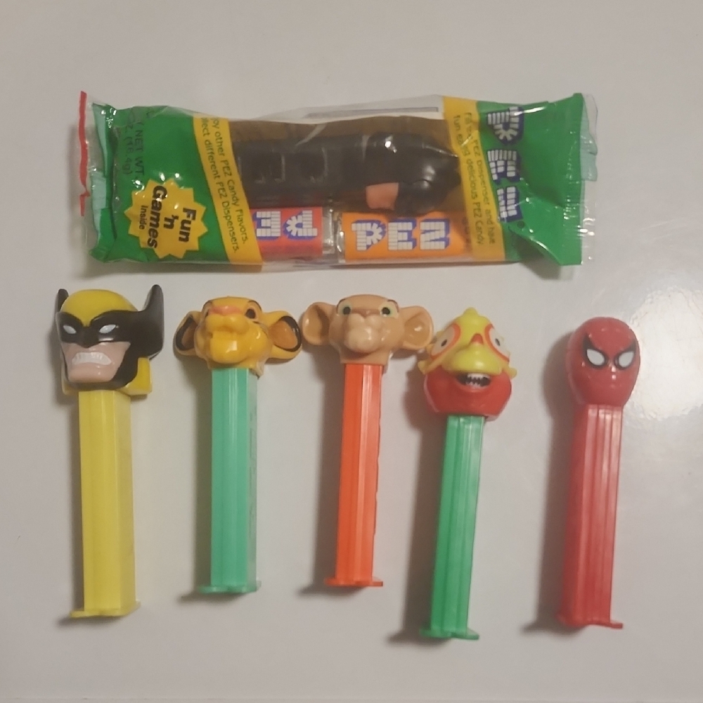 PEZ Superheroes and Cartoon Characters Dispenser Set